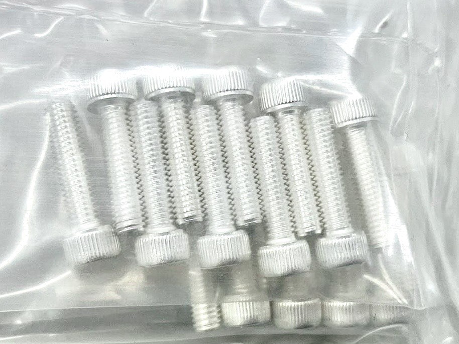 01-M156 Screw, SktHd Cap, 10-32 x 3/4, Silver