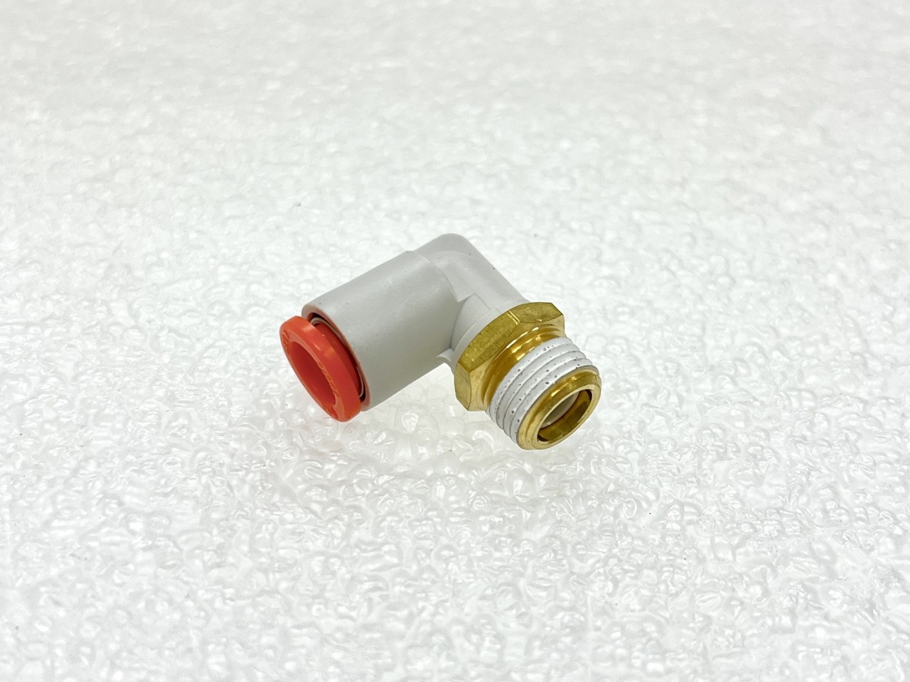 Elbow, Male, 1/8 in. MPT x 1/4 in Tube